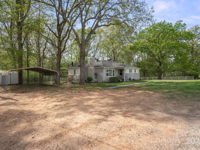 751 & 767 Pettit Road, Catawba, SC 29704.  MLS# CAR4243187, YatesRealty ID 8137. 