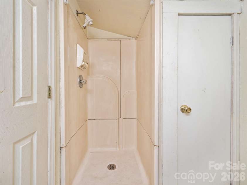 966 Waites Hollifield Road, Marion, NC 28752.  MLS# CAR4364973, YatesRealty ID 8137. 