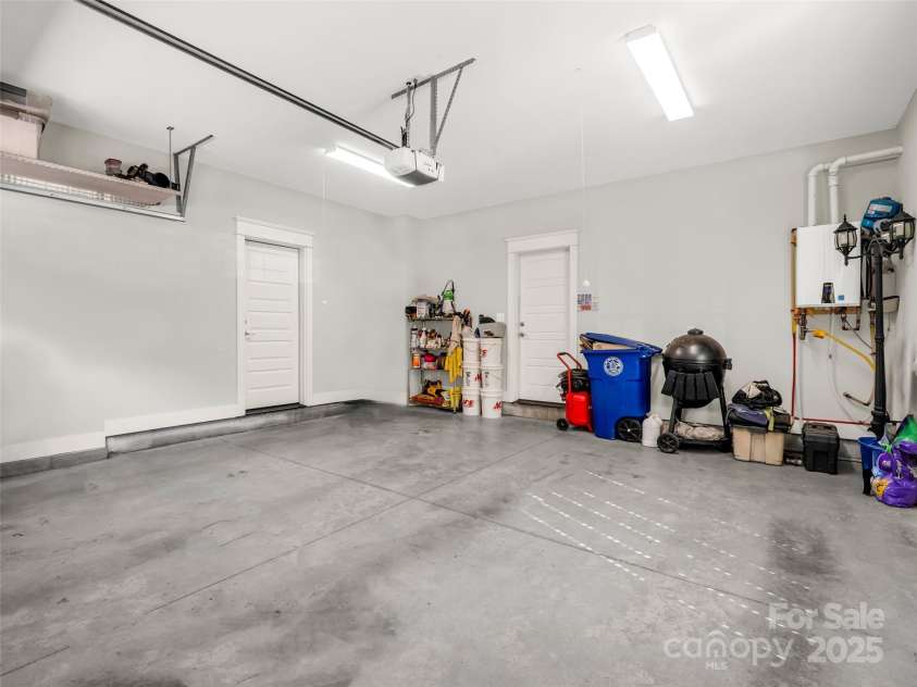 506 Sweet Birch Park Lane, Black Mountain, NC 28711.  MLS# CAR4245474, YatesRealty ID 8139. 