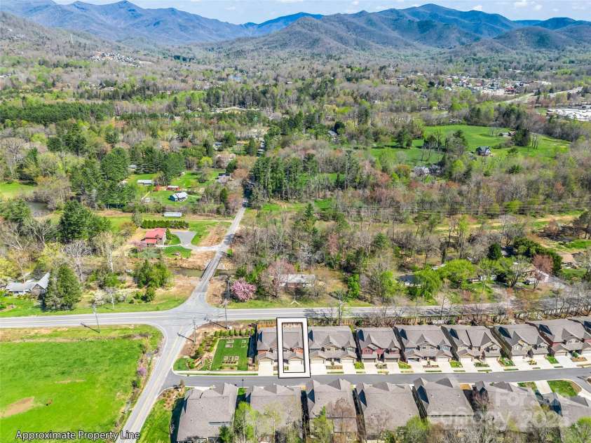 506 Sweet Birch Park Lane, Black Mountain, NC 28711.  MLS# CAR4245474, YatesRealty ID 8139. 