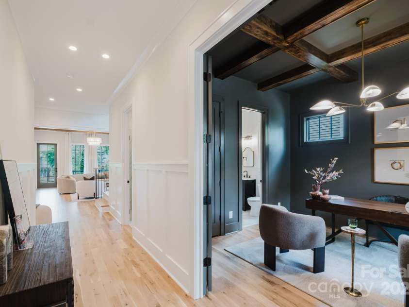 1625 Club Road, Charlotte, NC 28205.  MLS# CAR4260776, YatesRealty ID 814. 