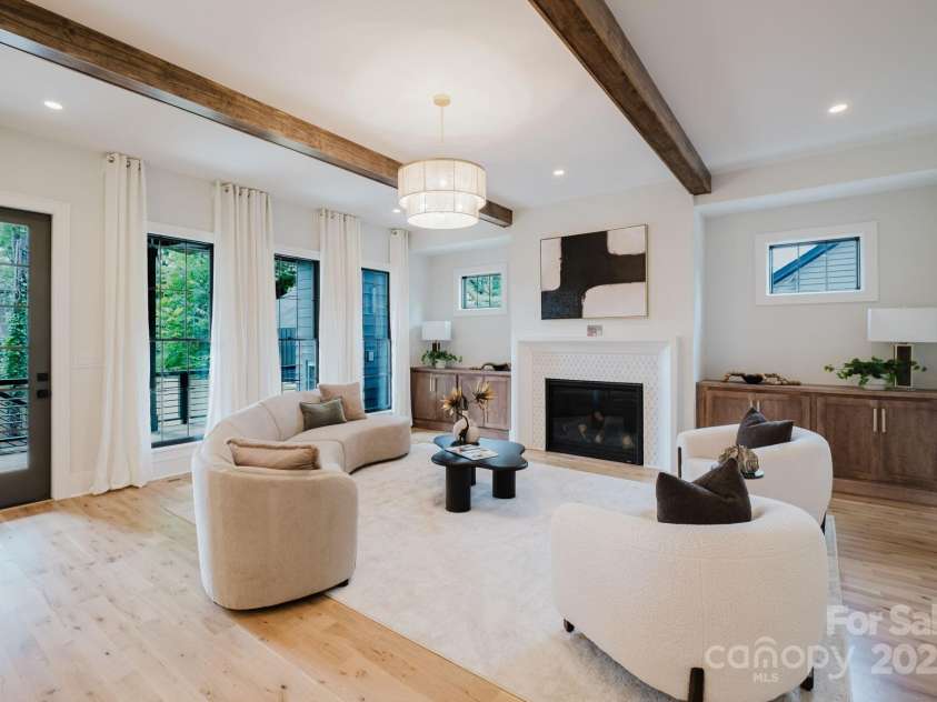 1625 Club Road, Charlotte, NC 28205.  MLS# CAR4260776, YatesRealty ID 814. 