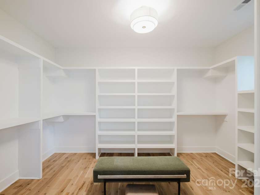 1625 Club Road, Charlotte, NC 28205.  MLS# CAR4260776, YatesRealty ID 814. 