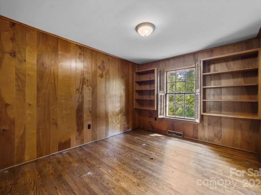 866 Concord Road, Davidson, NC 28036.  MLS# CAR4160164, YatesRealty ID 814. 