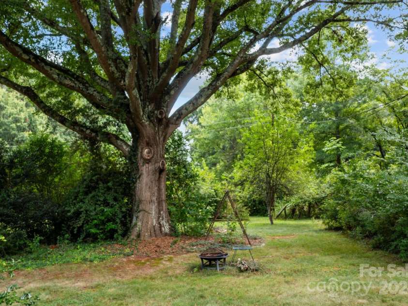 866 Concord Road, Davidson, NC 28036.  MLS# CAR4160164, YatesRealty ID 814. 