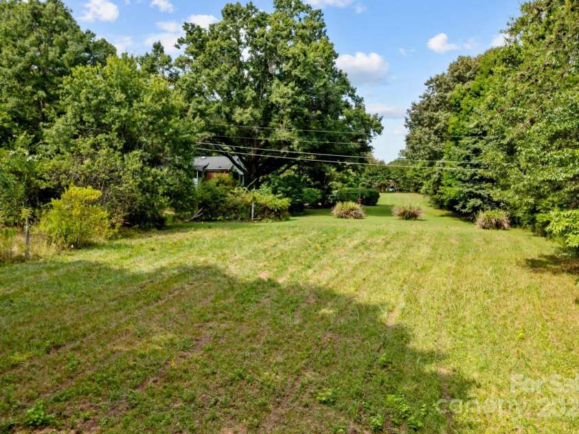 866 Concord Road, Davidson, NC 28036.  MLS# CAR4160164, YatesRealty ID 814. 