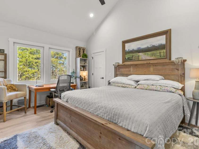221 Newbold Street, Lincolnton, NC 28092.  MLS# CAR4342134, YatesRealty ID 8140. 