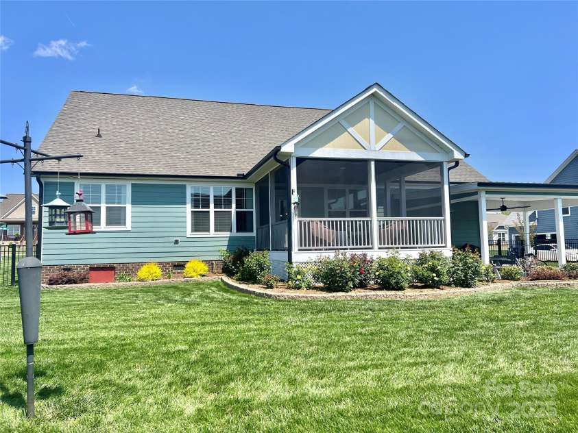 1050 Coppergate Drive, Salisbury, NC 28147.  MLS# CAR4248915, YatesRealty ID 8142. 