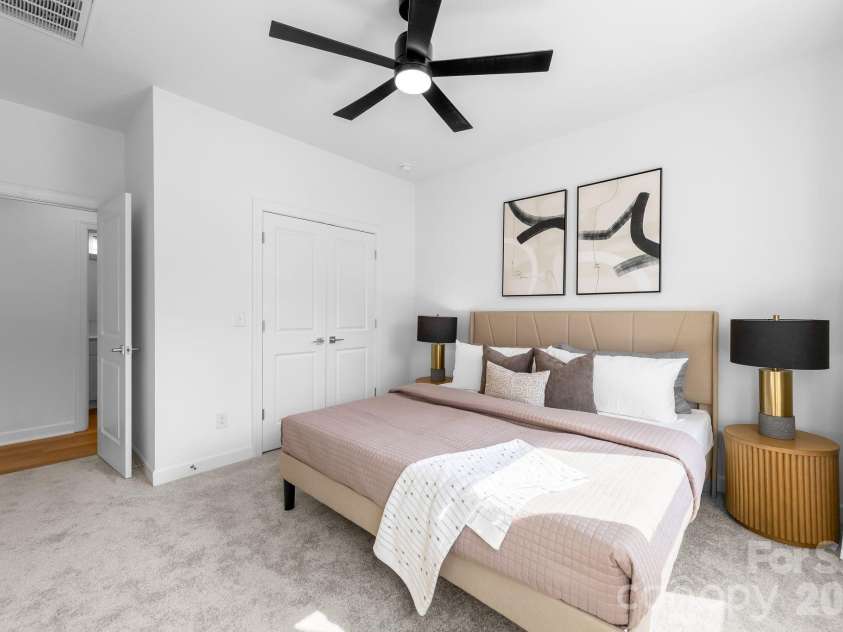 3920 Hager Drive, Charlotte, NC 28208.  MLS# CAR4350564, YatesRealty ID 8142. 