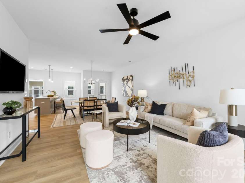 3920 Hager Drive, Charlotte, NC 28208.  MLS# CAR4350564, YatesRealty ID 8142. 