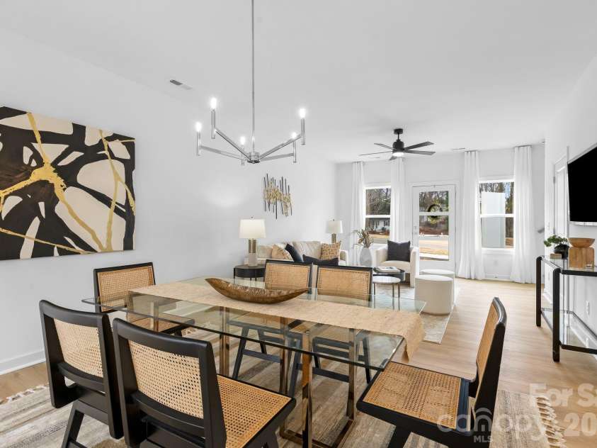 3920 Hager Drive, Charlotte, NC 28208.  MLS# CAR4350564, YatesRealty ID 8142. 