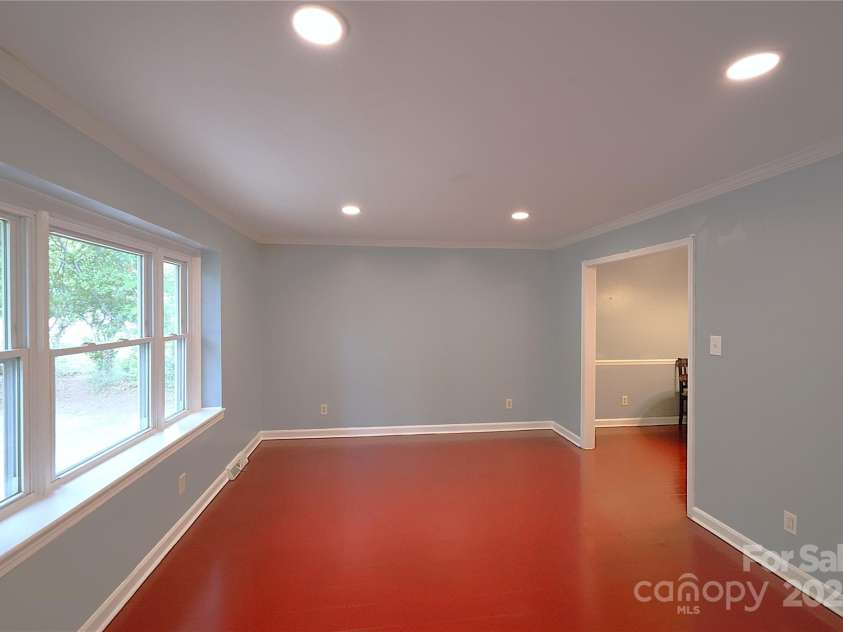 6126 Eagle Peak Drive, Charlotte, NC 28214.  MLS# CAR4224487, YatesRealty ID 8144. 