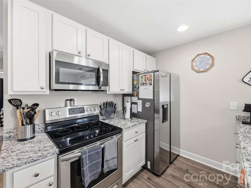 1375 Crawford Road, Rock Hill, SC 29730.  MLS# CAR4333374, YatesRealty ID 8148. 