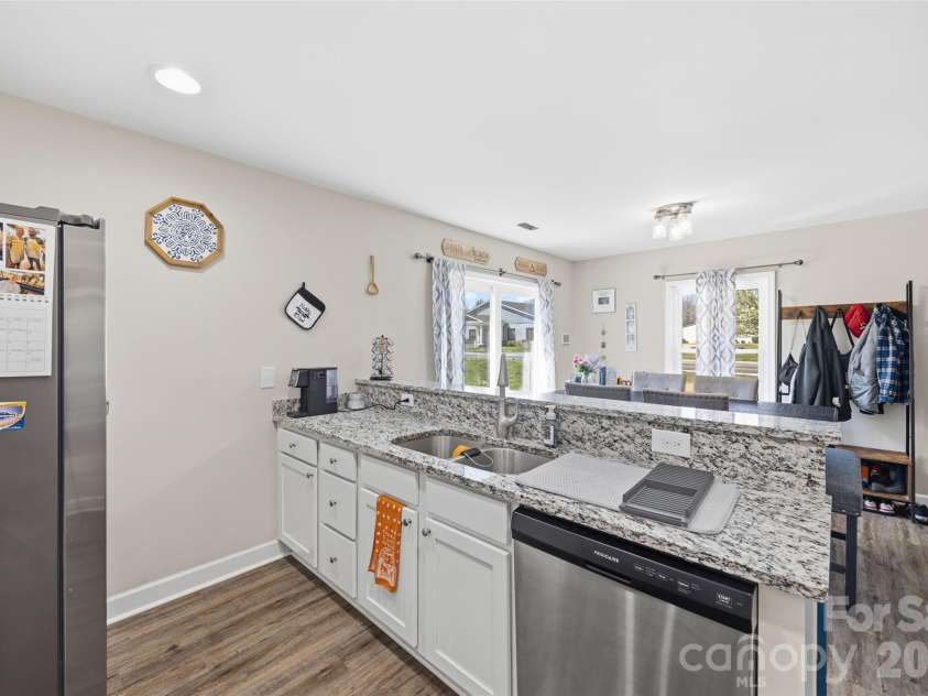 1375 Crawford Road, Rock Hill, SC 29730.  MLS# CAR4333374, YatesRealty ID 8148. 