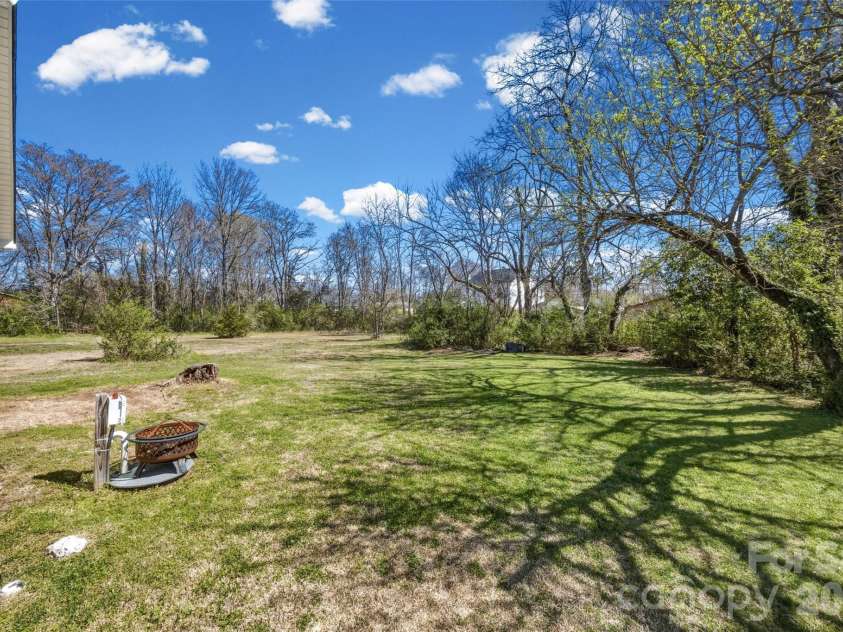 1375 Crawford Road, Rock Hill, SC 29730.  MLS# CAR4333374, YatesRealty ID 8148. 