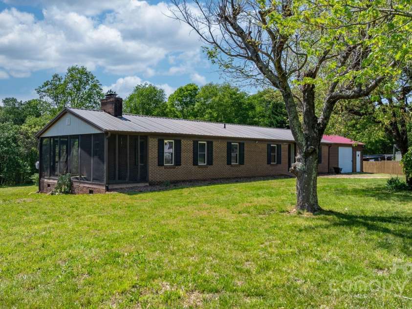 4815 Rifle Range Road, Conover, NC 28613.  MLS# CAR4249985, YatesRealty ID 8148. 