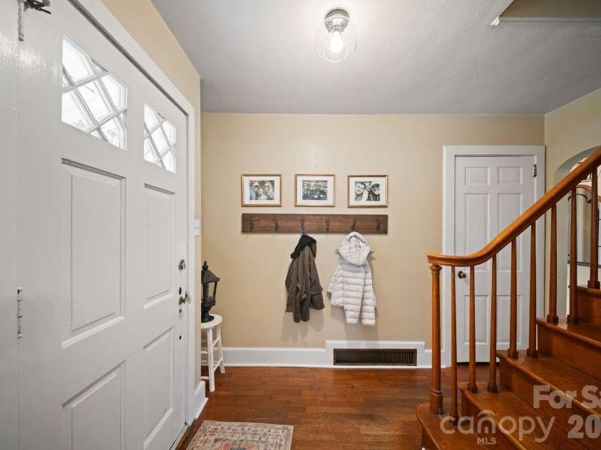 121 Johnson Street, Canton, NC 28716.  MLS# CAR4360270, YatesRealty ID 8149. 