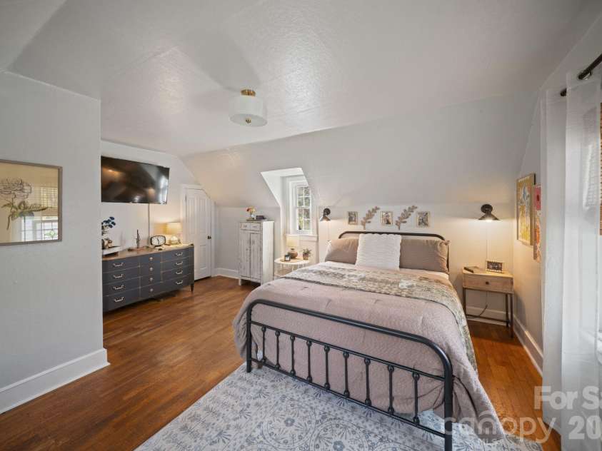 121 Johnson Street, Canton, NC 28716.  MLS# CAR4360270, YatesRealty ID 8149. 