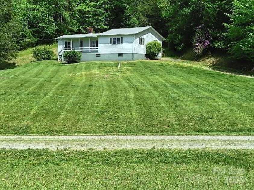 2255 NC Hwy 268 Highway, Wilkesboro, NC 28697.  MLS# CAR4280174, YatesRealty ID 815. 