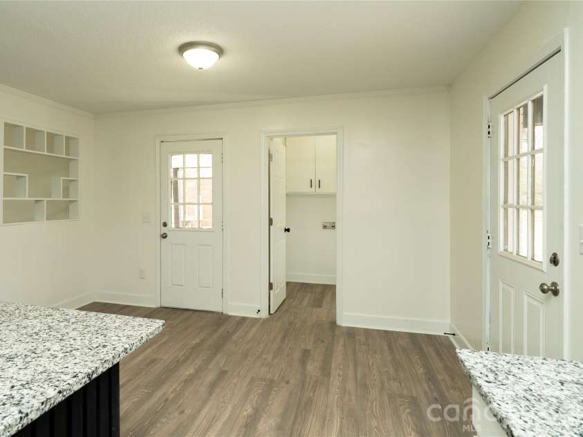 3115 Crestview Drive, Florence, SC 29501.  MLS# CAR4340430, YatesRealty ID 8150. 