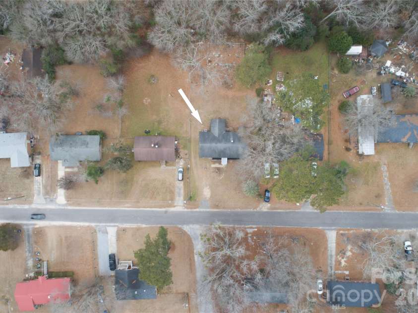 3115 Crestview Drive, Florence, SC 29501.  MLS# CAR4340430, YatesRealty ID 8150. 