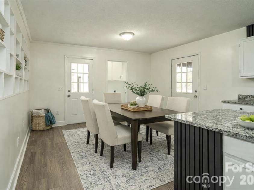 3115 Crestview Drive, Florence, SC 29501.  MLS# CAR4340430, YatesRealty ID 8150. Digitally staged