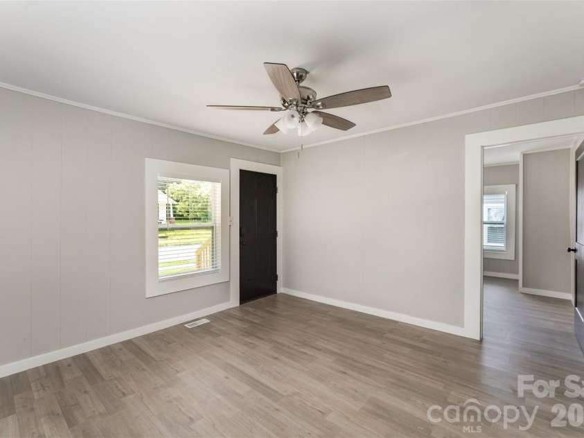 210 Marshall Street, Rock Hill, SC 29730.  MLS# CAR4364798, YatesRealty ID 8151. 