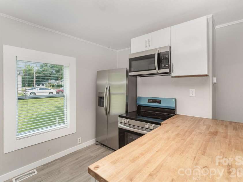 210 Marshall Street, Rock Hill, SC 29730.  MLS# CAR4364798, YatesRealty ID 8151. 