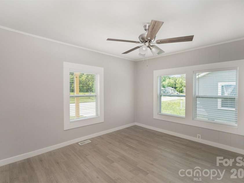 210 Marshall Street, Rock Hill, SC 29730.  MLS# CAR4364798, YatesRealty ID 8151. 