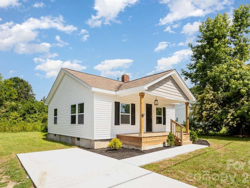 210 Marshall Street, Rock Hill, SC 29730.  MLS# CAR4364798, YatesRealty ID 8151. 