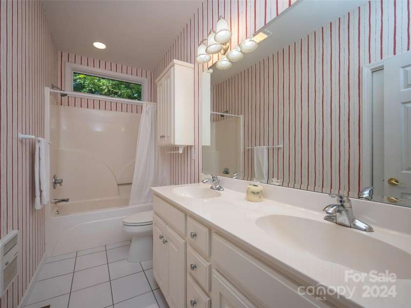 65 Winfield Cove, Saluda, NC 28773.  MLS# CAR4076540, YatesRealty ID 8151. Bathroom Bedroom #2