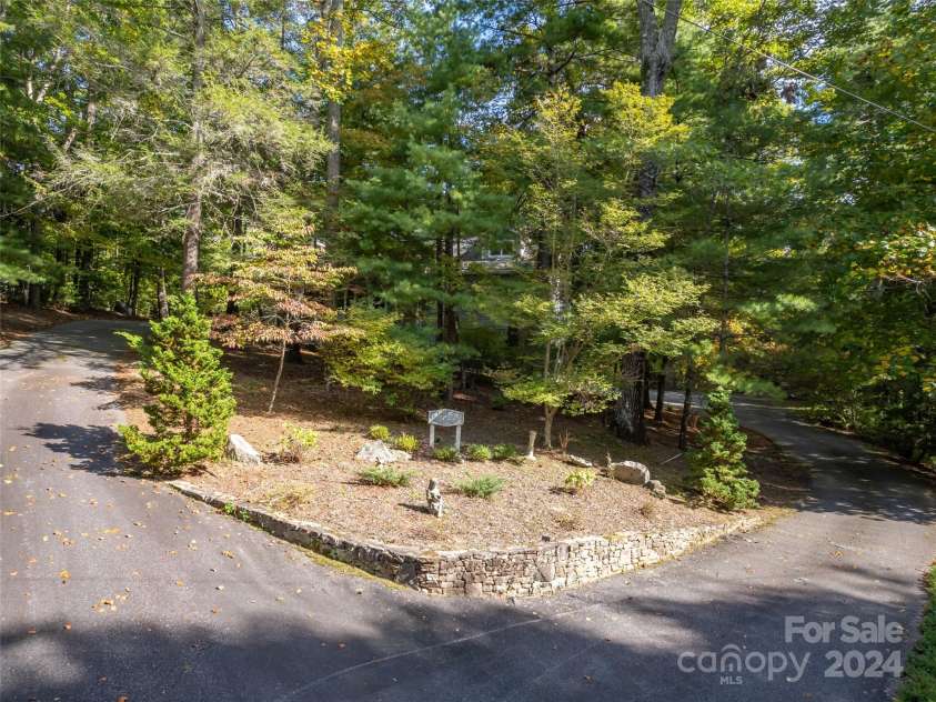 65 Winfield Cove, Saluda, NC 28773.  MLS# CAR4076540, YatesRealty ID 8151. Paved Driveway
