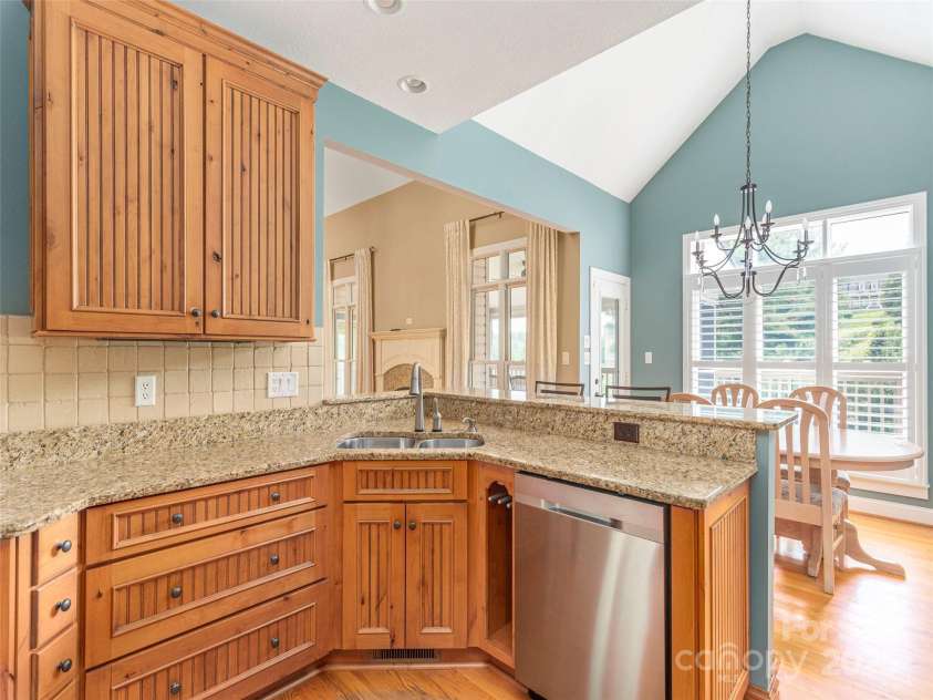 209 Velvet Lane, Weaverville, NC 28787.  MLS# CAR4176545, YatesRealty ID 8152. 