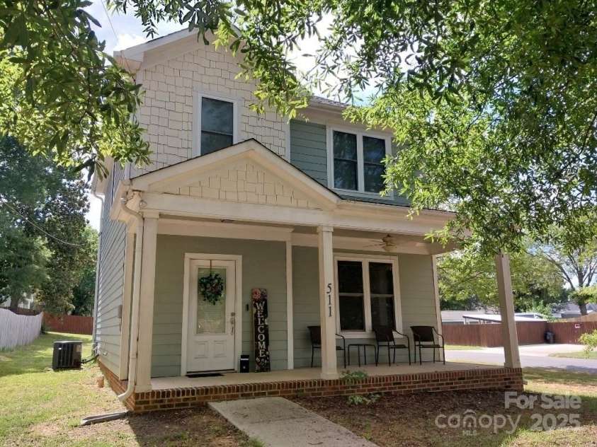 511 Carolina Avenue, Spencer, NC 28159.  MLS# CAR4304467, YatesRealty ID 8152. 