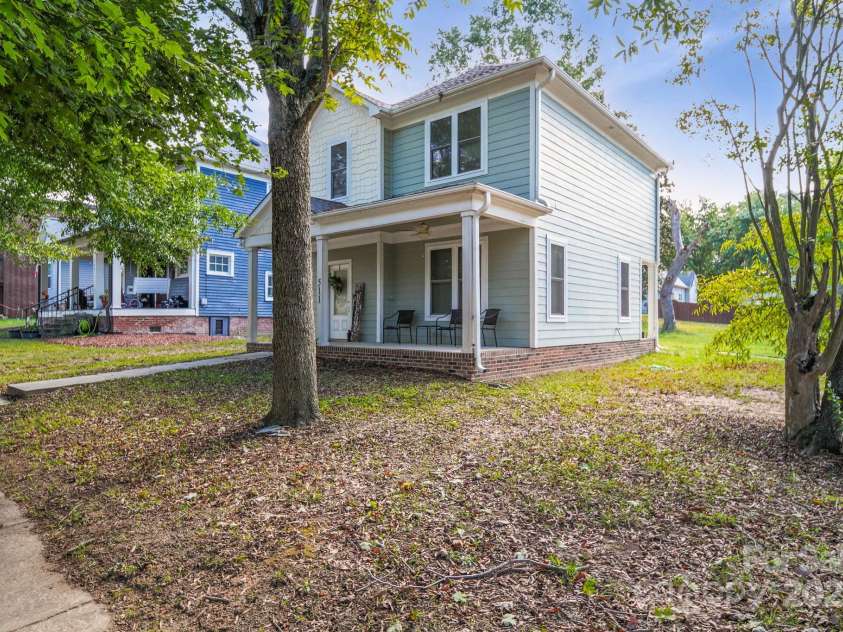 511 Carolina Avenue, Spencer, NC 28159.  MLS# CAR4304467, YatesRealty ID 8152. 