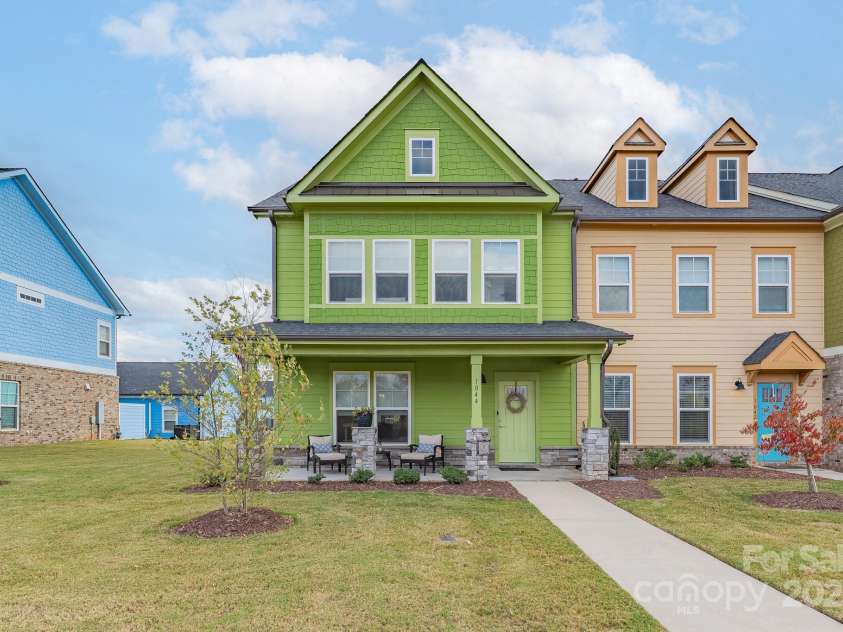1044 Riverwalk Parkway, Rock Hill, SC 29730.  MLS# CAR4322662, YatesRealty ID 8153. 