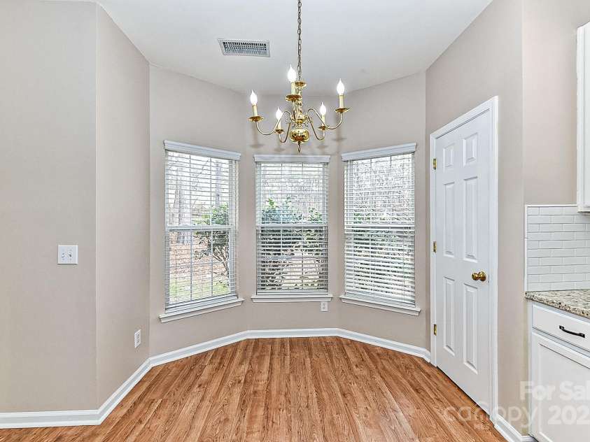 7713 Dunoon Lane, Charlotte, NC 28269.  MLS# CAR4223130, YatesRealty ID 8154. 