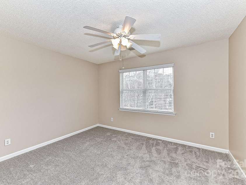 7713 Dunoon Lane, Charlotte, NC 28269.  MLS# CAR4223130, YatesRealty ID 8154. 