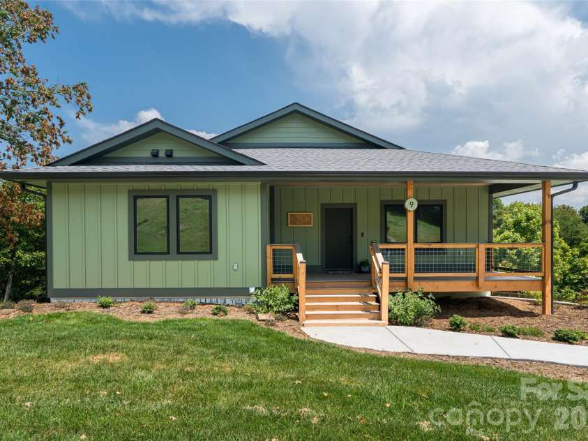 9 Ginger Spice Trail, Weaverville, NC 28787.  MLS# CAR4363754, YatesRealty ID 8154. 