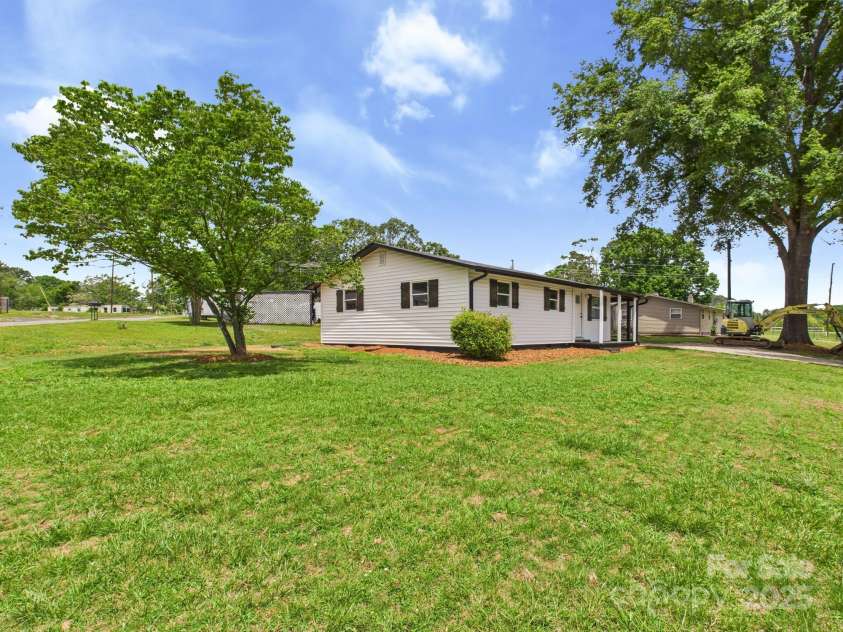120 Hepler Road, Taylorsville, NC 28681.  MLS# CAR4257055, YatesRealty ID 8155. 