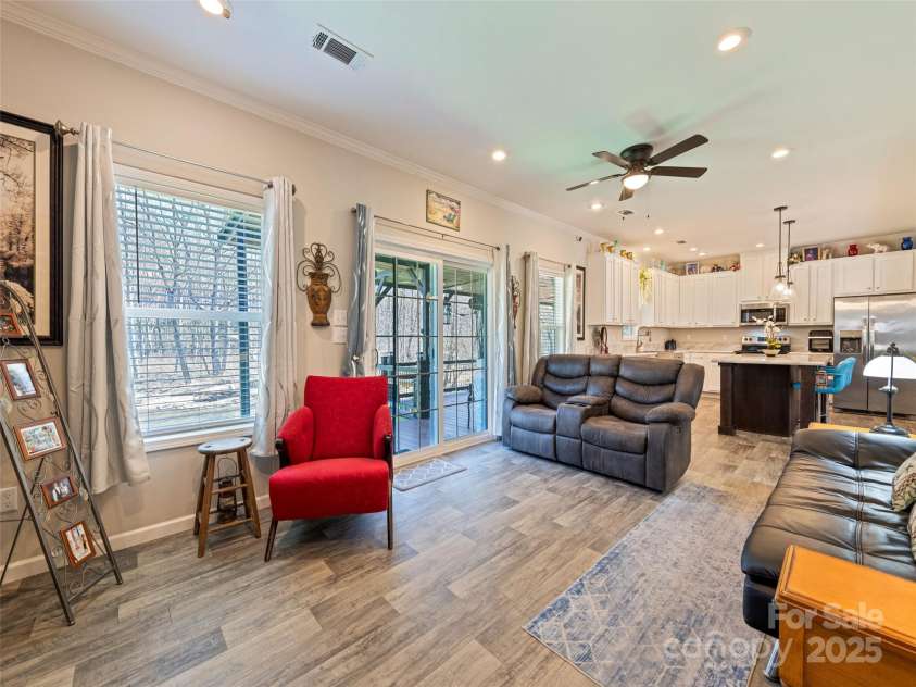 21 Swift Stream Lane, Waynesville, NC 28785.  MLS# CAR4227039, YatesRealty ID 8155. 