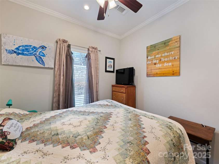21 Swift Stream Lane, Waynesville, NC 28785.  MLS# CAR4227039, YatesRealty ID 8155. 