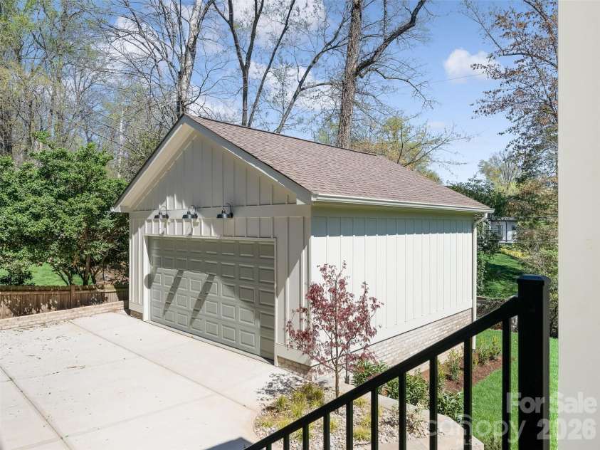 6740 Newhall Road, Charlotte, NC 28270.  MLS# CAR4394590, YatesRealty ID 8156. Garage