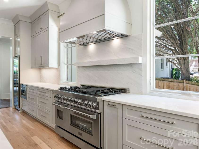 6740 Newhall Road, Charlotte, NC 28270.  MLS# CAR4394590, YatesRealty ID 8156. Kitchen