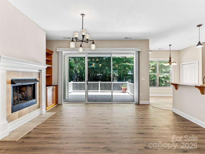 196 Eagle Chase Lane, Etowah, NC 28729.  MLS# CAR4232236, YatesRealty ID 8157. 
