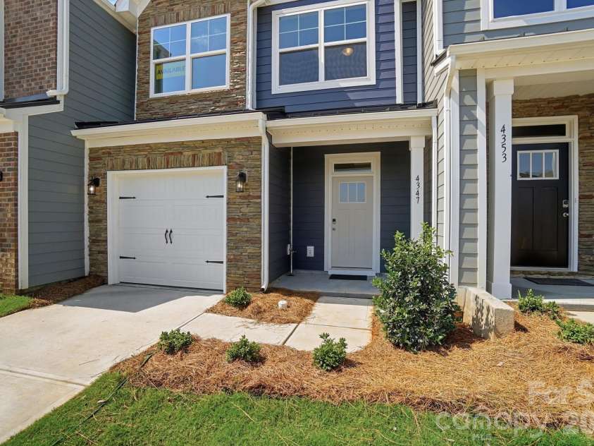 4347 Black Court, Harrisburg, NC 28075.  MLS# CAR4349355, YatesRealty ID 8157. Homesite 211 features an Ashland L floorplan
