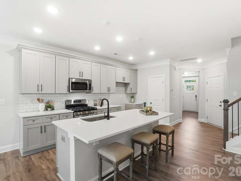 4347 Black Court, Harrisburg, NC 28075.  MLS# CAR4349355, YatesRealty ID 8157. Kitchen