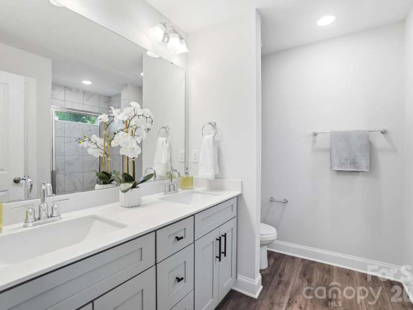4347 Black Court, Harrisburg, NC 28075.  MLS# CAR4349355, YatesRealty ID 8157. Primary Bathroom