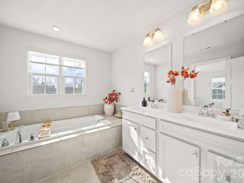 1848 Giana Lane, Monroe, NC 28112.  MLS# CAR4338732, YatesRealty ID 8158. 