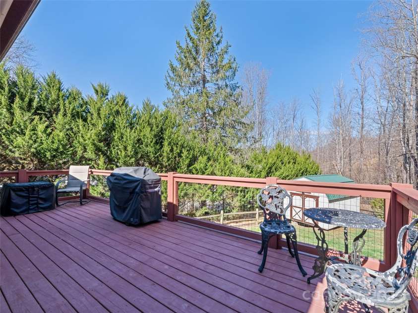 256 Apple Tree Court, Waynesville, NC 28786.  MLS# CAR4240063, YatesRealty ID 8158. 
